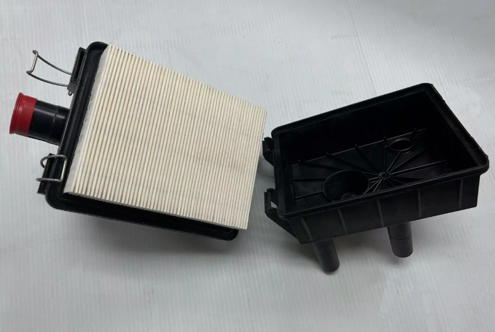 airbox assembly with filter