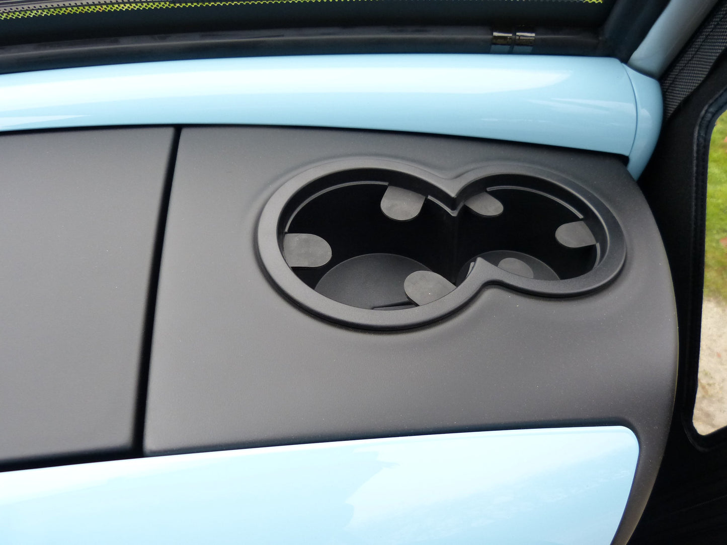 CUPHOLDER ASM | Fits GARIA | Part #G2143500000 OEM